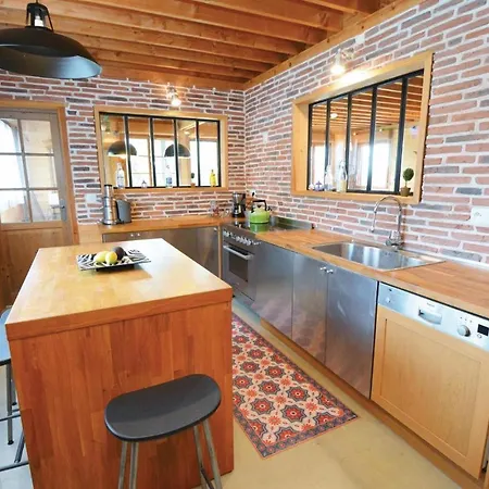 4 Bedroom In * Thezan-les-Beziers