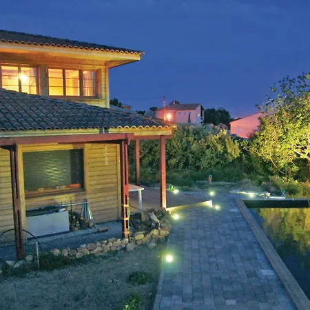 Дом отдыха Gorgeous Home In Thezan-Les-Beziers Thezan-les-Beziers